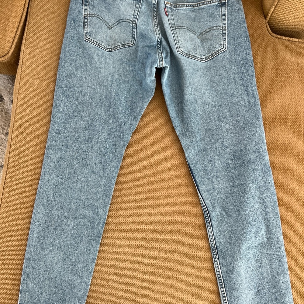 Levi's Men's Blue Jeans
512 34W x 32L - Picture 6 of 7